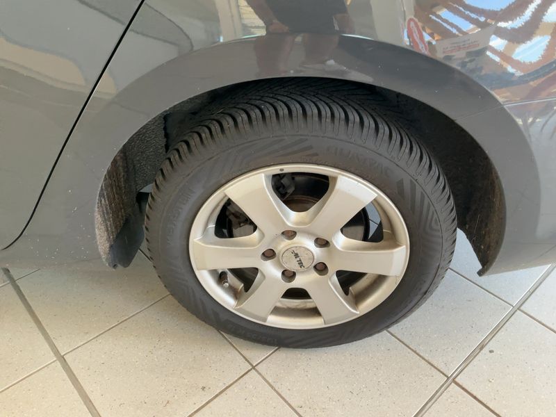 Volkswagen Golf VII 1.6 TDI Trendline BlueMotion Tech 2015 – снимка 5