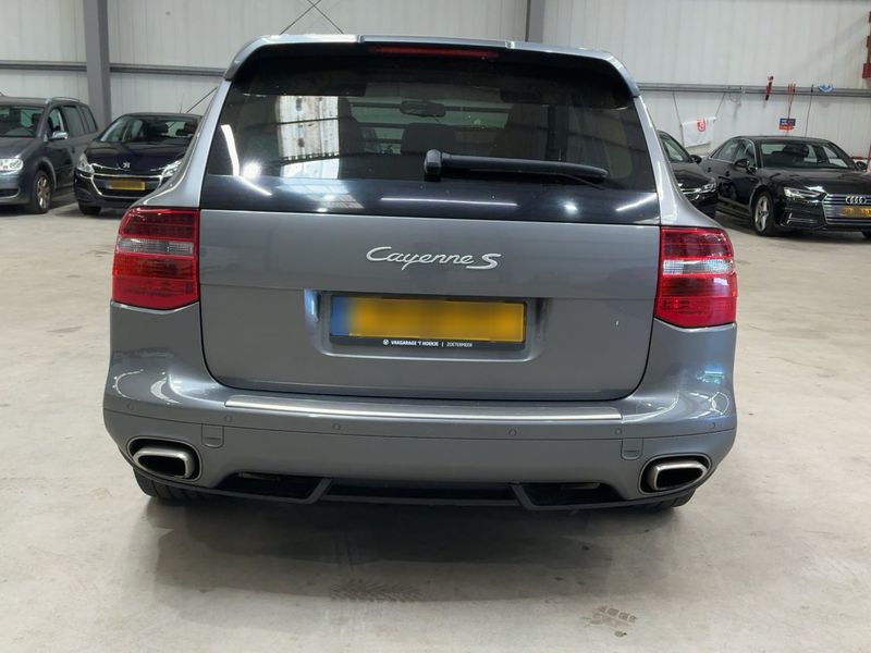 Porsche Cayenne S — zdjęcie 5