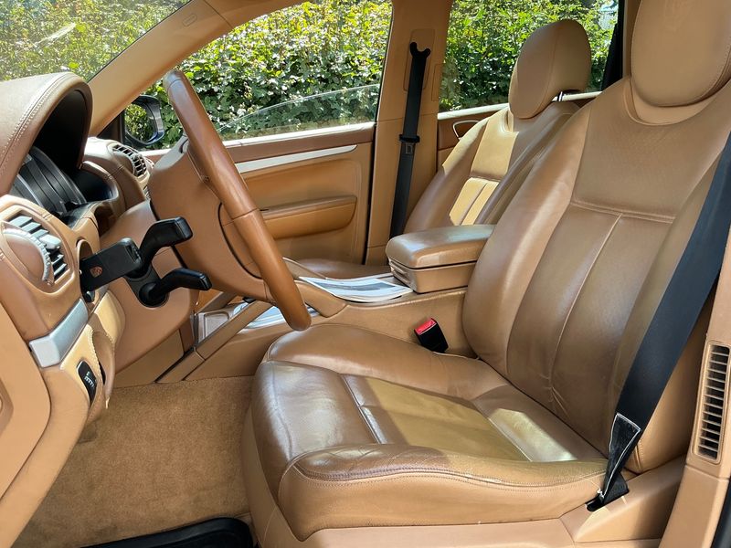 Porsche Cayenne S — zdjęcie 11