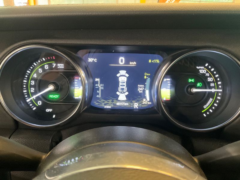 Jeep Wrangler Unlimited 2.0 4xe Plug-in Hybrid First Edition — zdjęcie 13