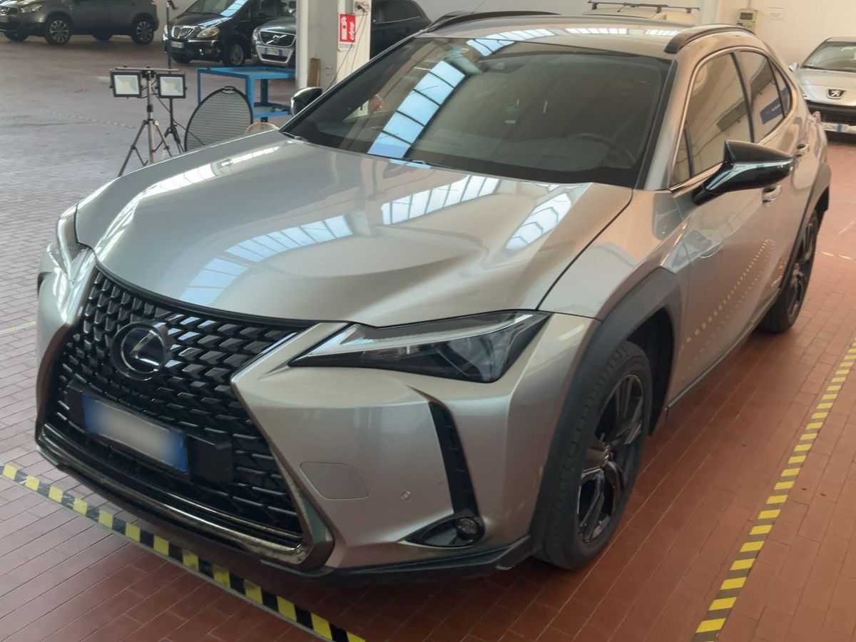 Lexus UX-Serie 2021