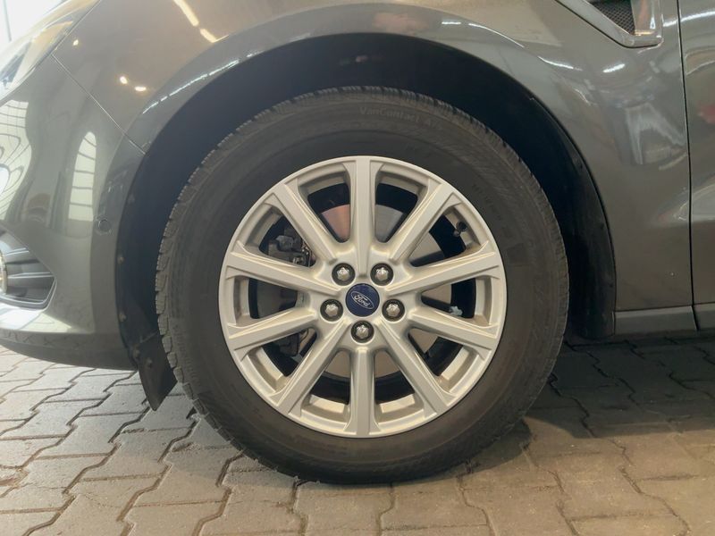 Ford S-Max 2.0 TDCi Bi-Turbo Titanium 2016 – снимка 3