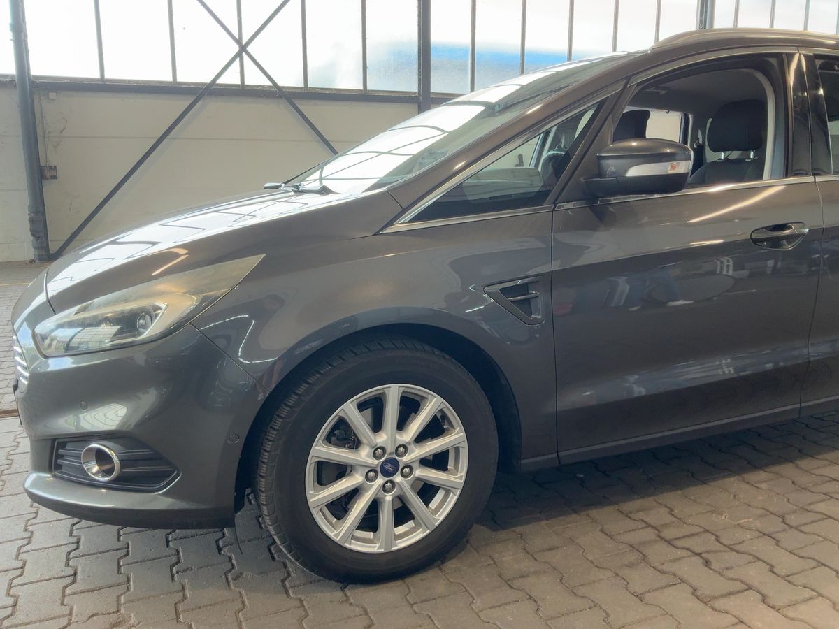 Ford S-Max d'occasion