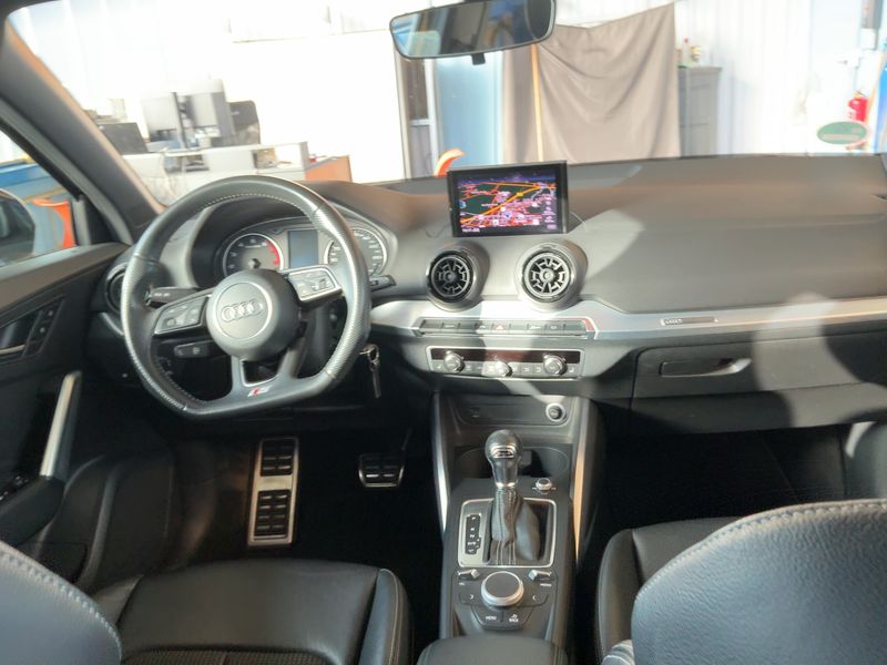 Audi Q2 1.4 TFSI ACT Sport — zdjęcie 12