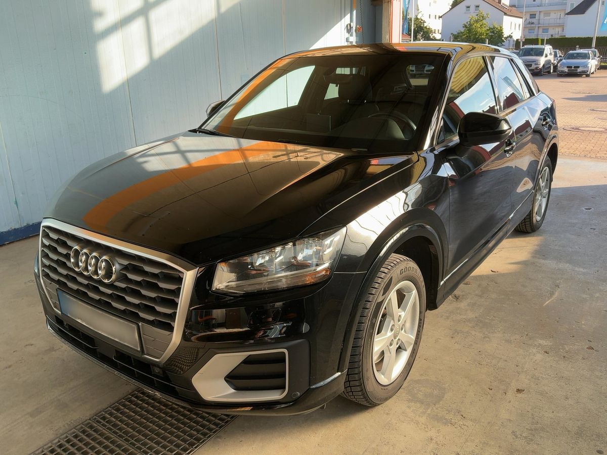 Audi Q2 2017 — photo 1