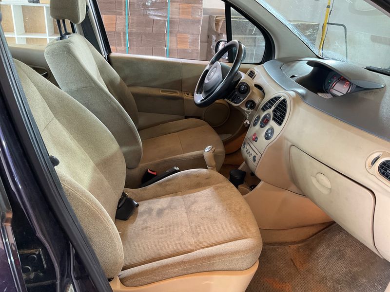 Renault Modus 1.5 dCi Privilege — zdjęcie 3