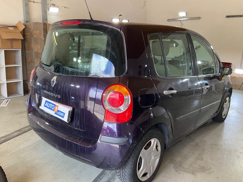 Renault Modus 1.5 dCi Privilege — zdjęcie 2