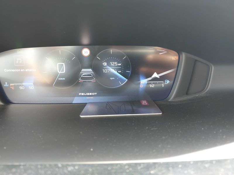Peugeot 308 1.2 PureTech Allure — zdjęcie 12