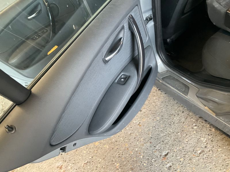 BMW 1er 118d 2011 – снимка 29