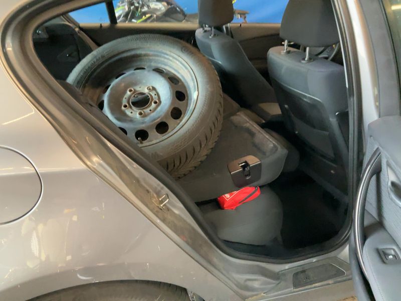 BMW 1er 118d 2011 – снимка 20
