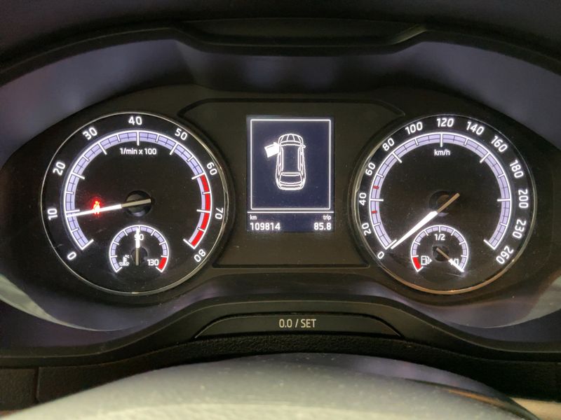Skoda Karoq 1.5 TSI ACT Ambition — zdjęcie 13