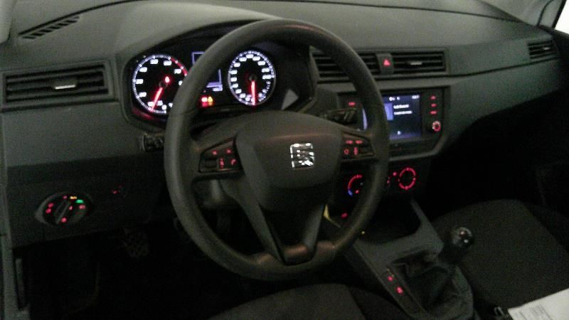 Seat Arona 1.0 TSI Reference — zdjęcie 11