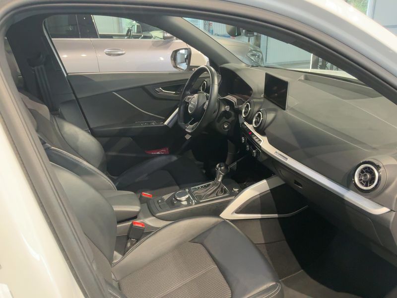 Audi Q2 1.4 TFSI ACT Sport — zdjęcie 11