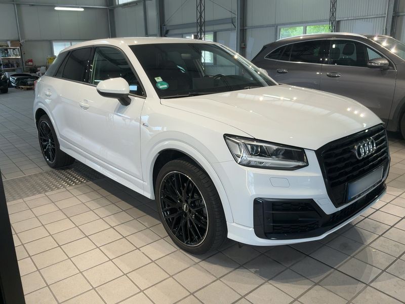Audi Q2 1.4 TFSI ACT Sport — zdjęcie 8