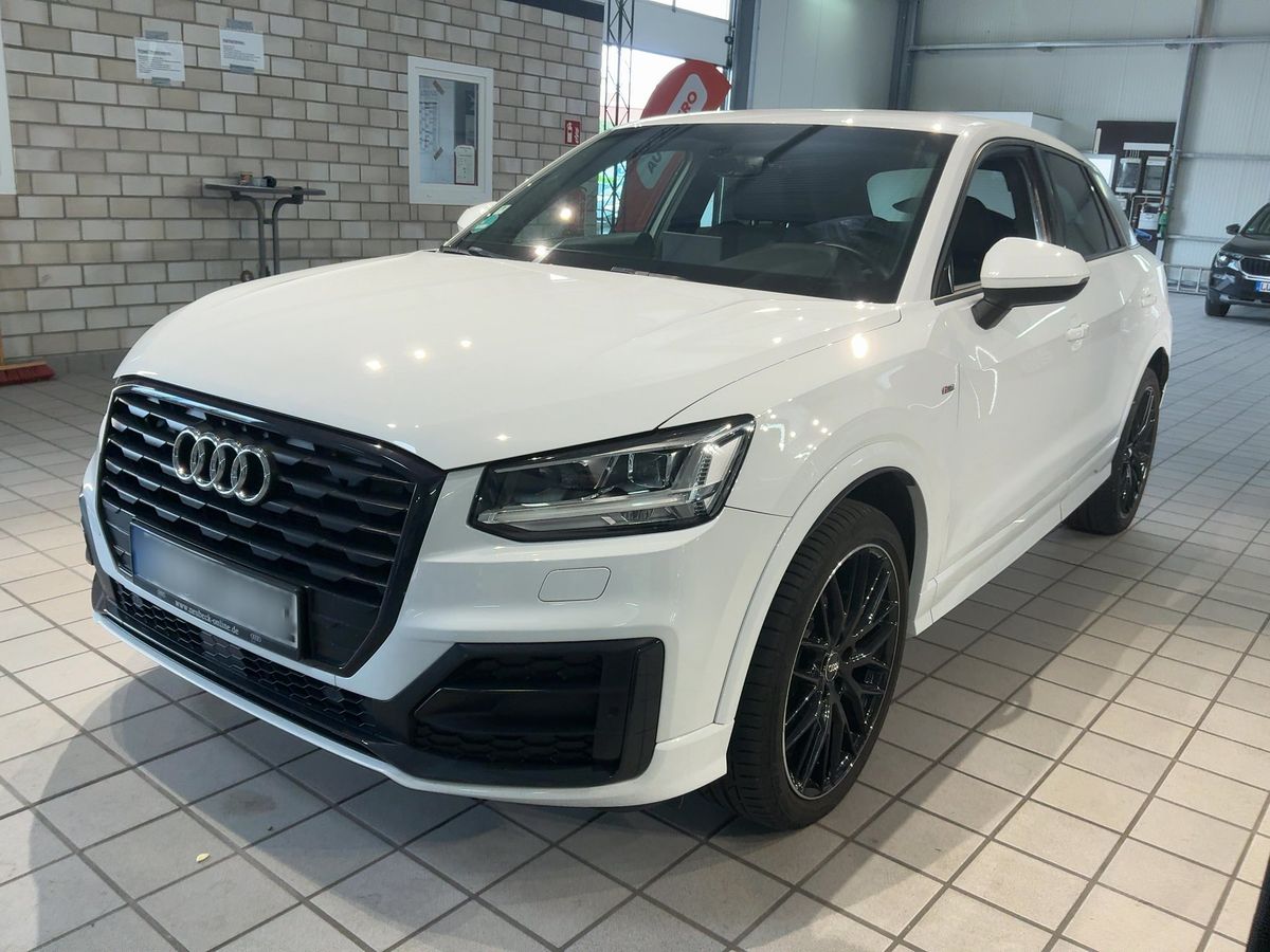 Audi Q2 2018 — photo 1