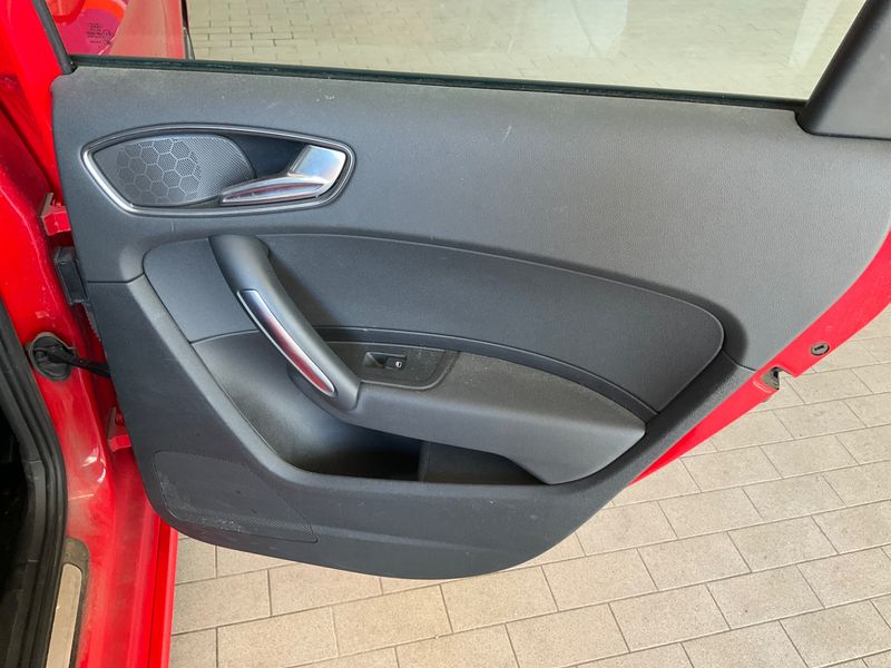 Audi A1 Sportback 1.2 TFSI Admired 2014 – снимка 30