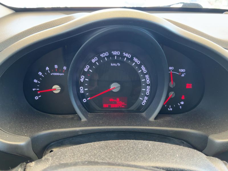 Kia Sportage 1.7 CRDi Drive 4x2 — zdjęcie 13