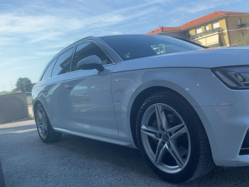 Audi A4 2.0 TDI quattro Sport — zdjęcie 8