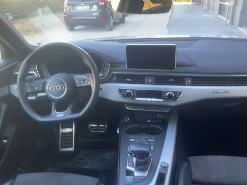 Audi A4 2.0 TDI quattro Sport — zdjęcie 12