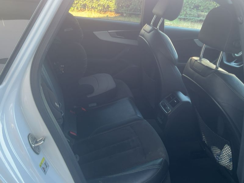 Audi A4 2.0 TDI quattro Sport — zdjęcie 14