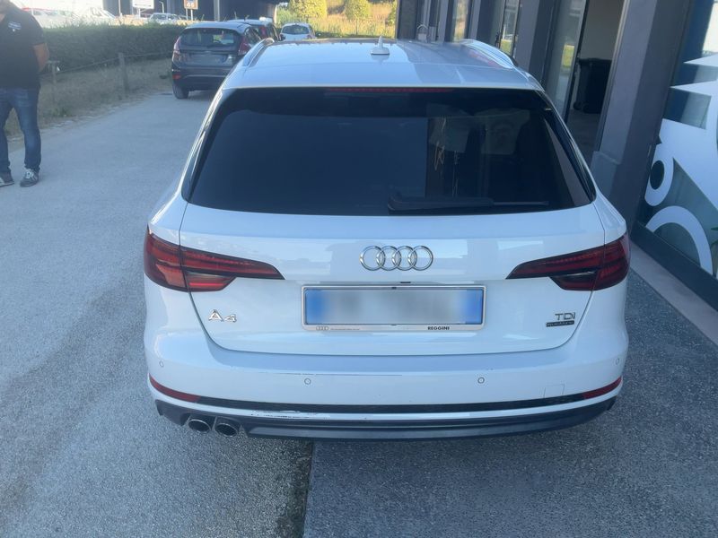 Audi A4 2.0 TDI quattro Sport — zdjęcie 5