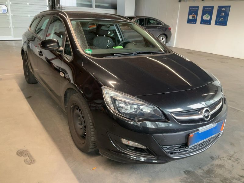 Opel Astra 1.6 Selection 2015 – снимка 12