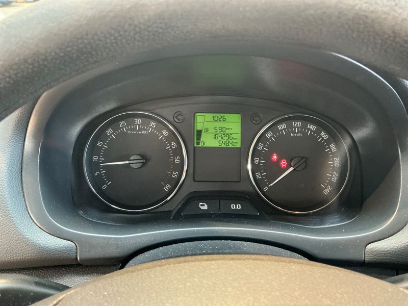 Skoda Roomster 1.6 TDI Ambition — zdjęcie 4