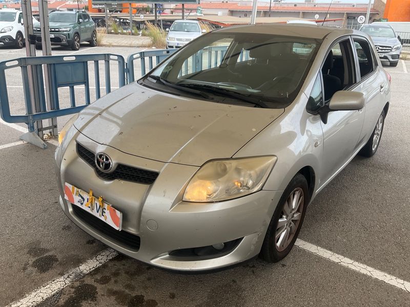 Toyota Auris 2.0 D-4D Sol 2008 – снимка 1