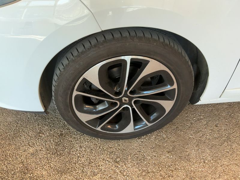 Renault Megane 1.5 dCi BOSE Edition 2014 – снимка 3