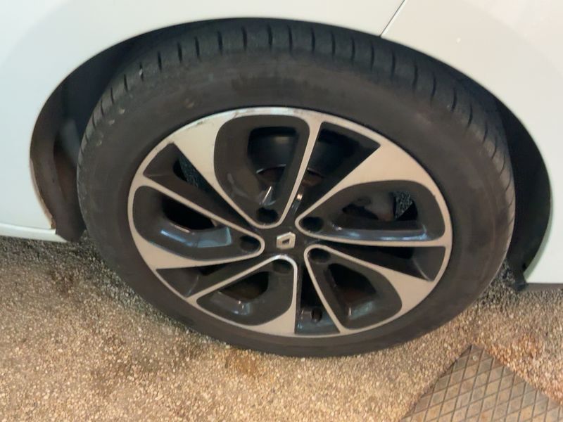 Renault Megane 1.5 dCi BOSE Edition 2014 – снимка 11