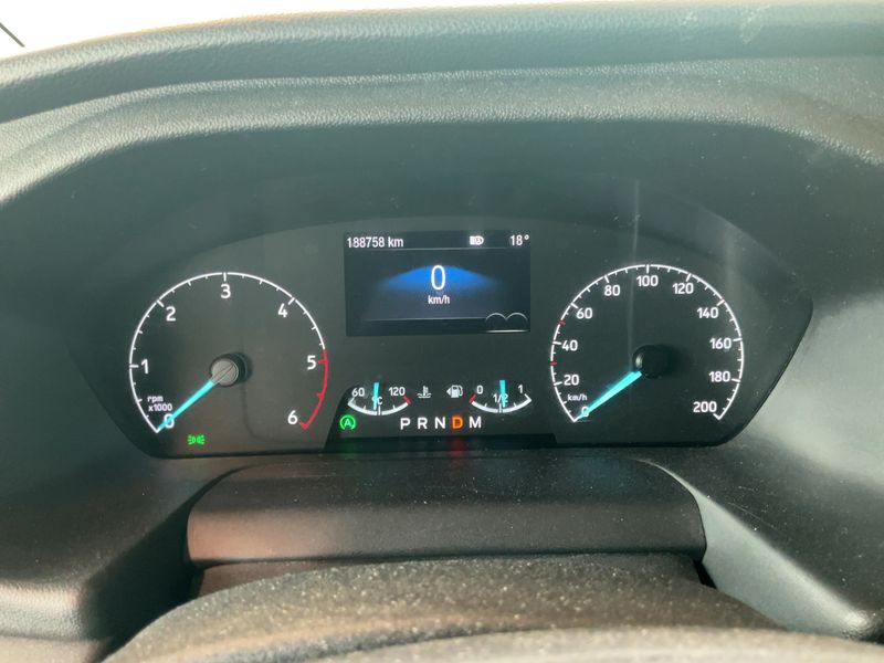 Ford Tourneo Custom 2.0 TDCi 310 L1 Sport — zdjęcie 13