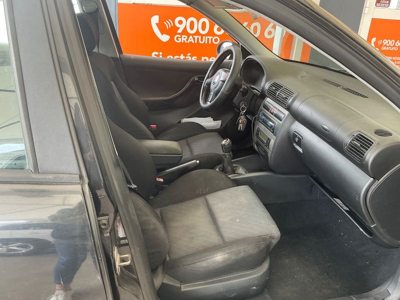 Seat Leon 1.9 TDI Sport F.R. — zdjęcie 3