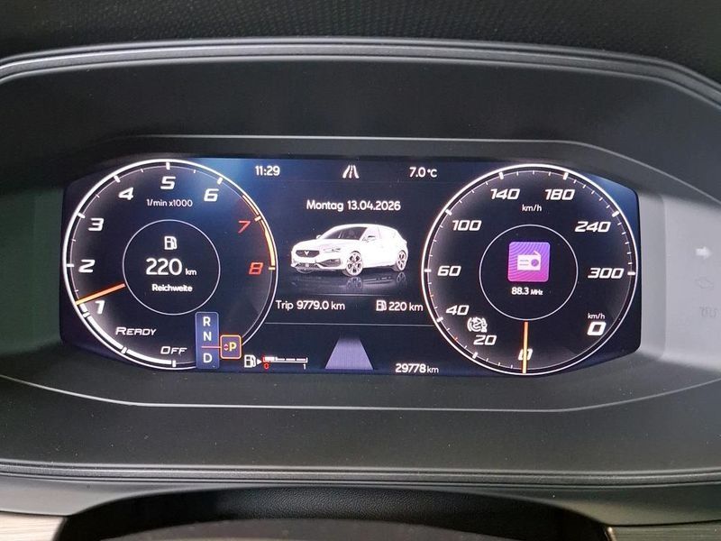 Cupra Leon 2.0 TSI VZ — zdjęcie 11