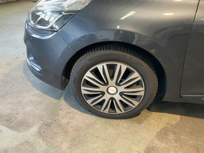 Renault Clio 0.9 Intens 2018 – снимка 3