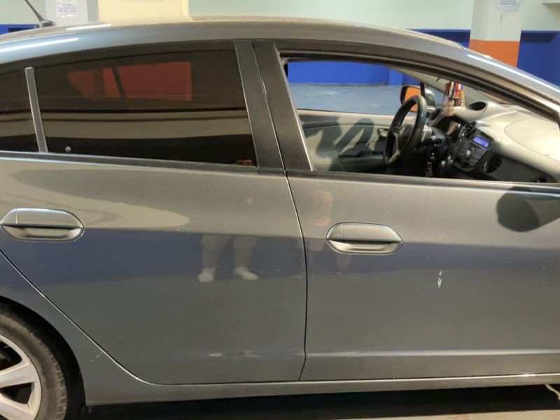 Honda Insight 1.3 Hybrid Executive — zdjęcie 7