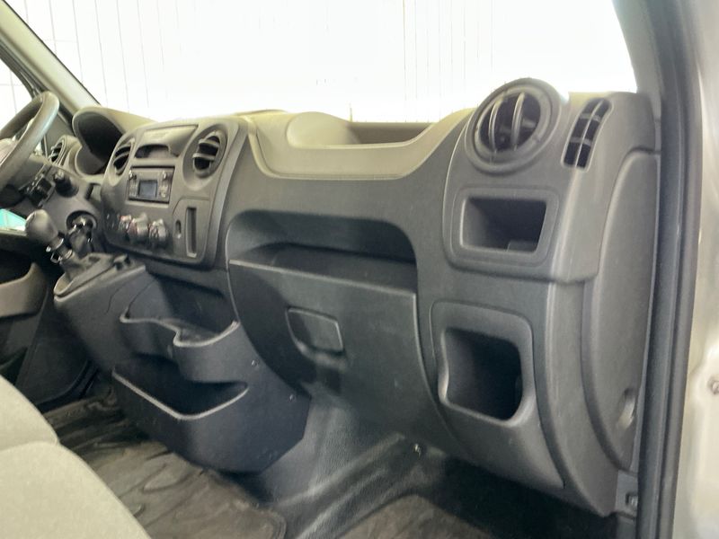 Renault Master 2.3 dCi L1H2 HKa 3,3t 2014 – снимка 40