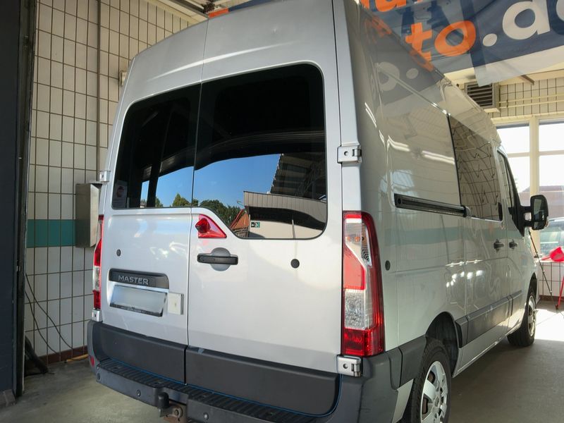 Renault Master 2.3 dCi L1H2 HKa 3,3t 2014 – снимка 8