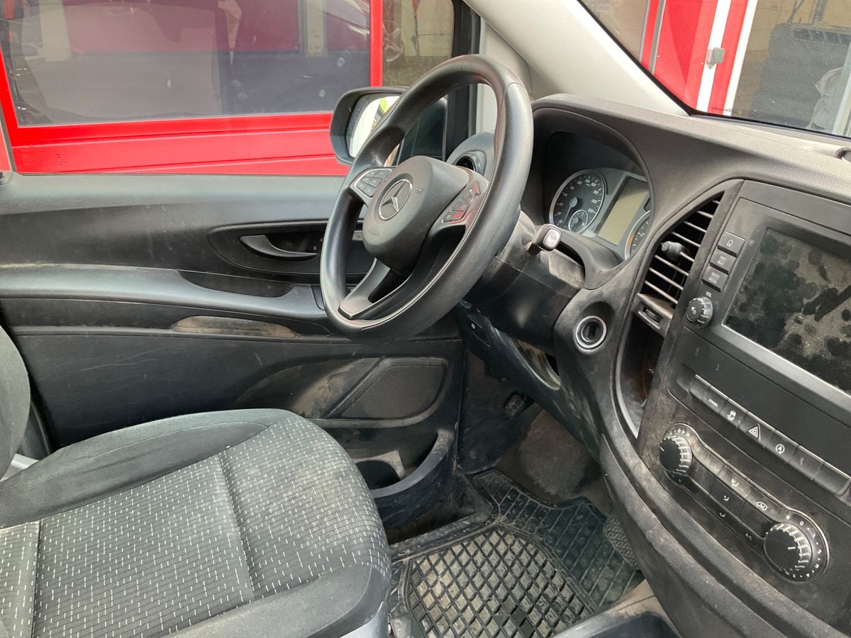 Mercedes-Benz Vito 2020 — photo 27