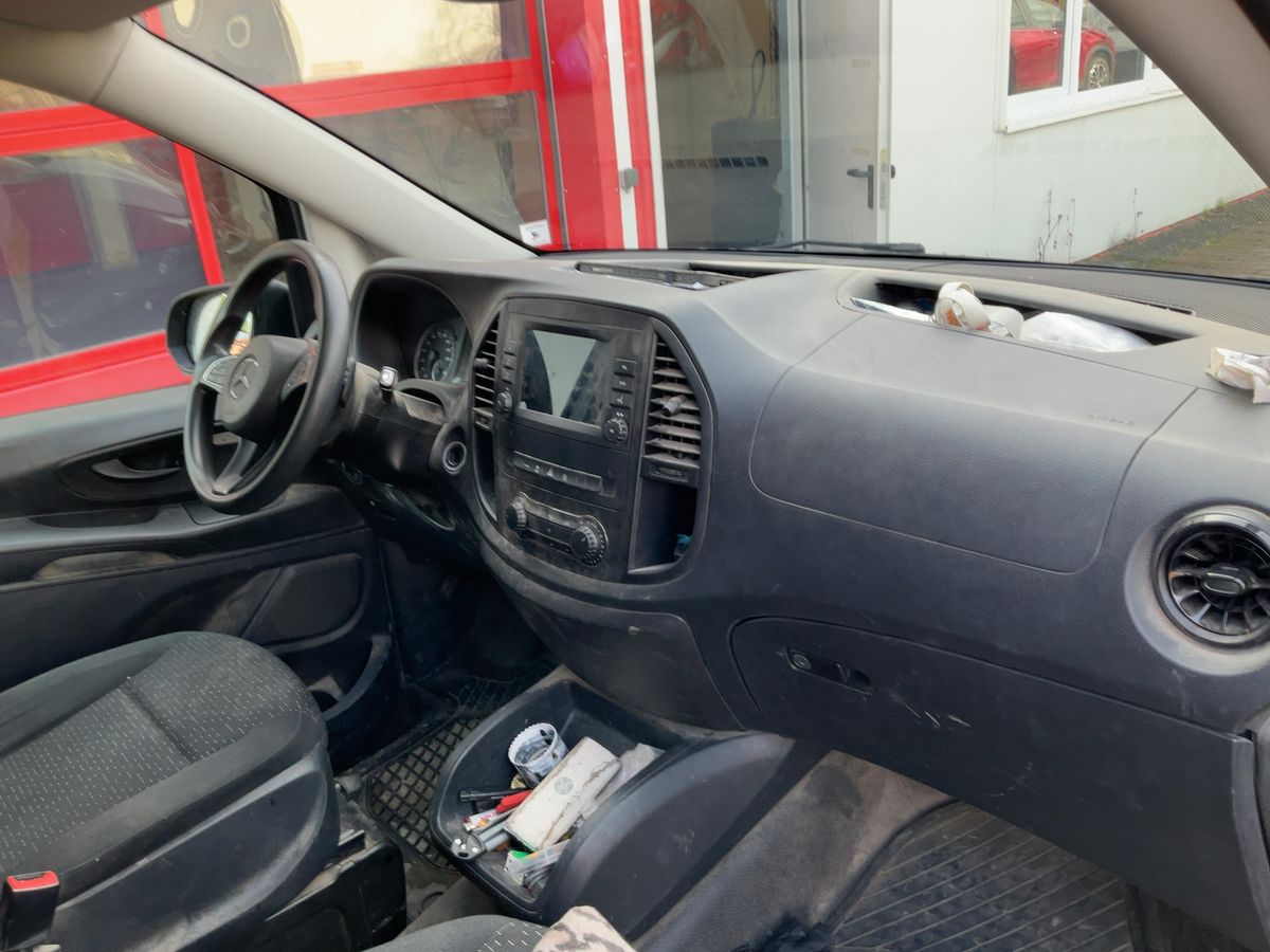 Mercedes-Benz Vito 2020 — photo 18