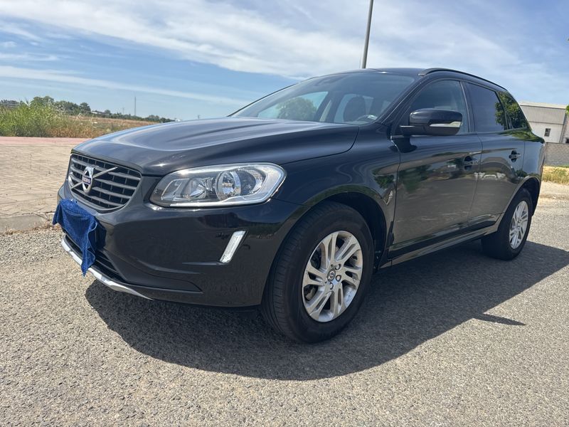 Volvo XC60 2.0 D3 Kinetic 2WD — zdjęcie 24