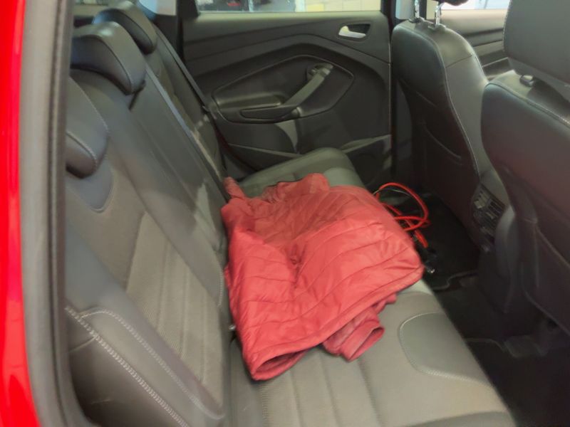 Ford Kuga 1.6 EcoBoost Titanium 2013 – снимка 19