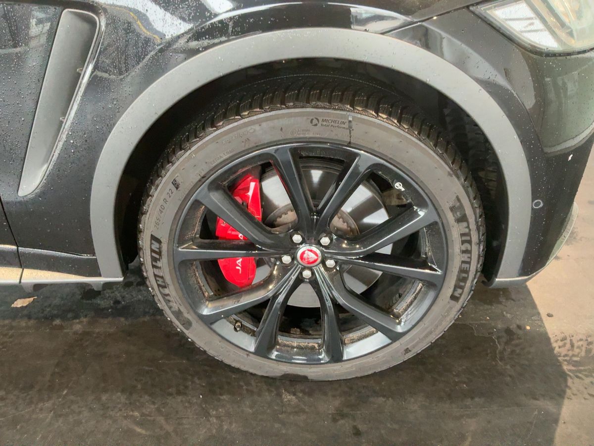 Jaguar F-Pace 2020 — photo 12