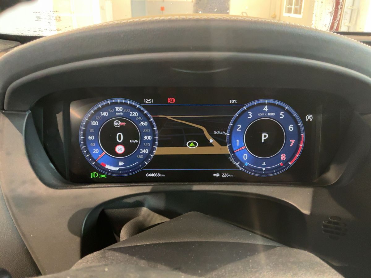 Jaguar F-Pace 2020 — photo 19