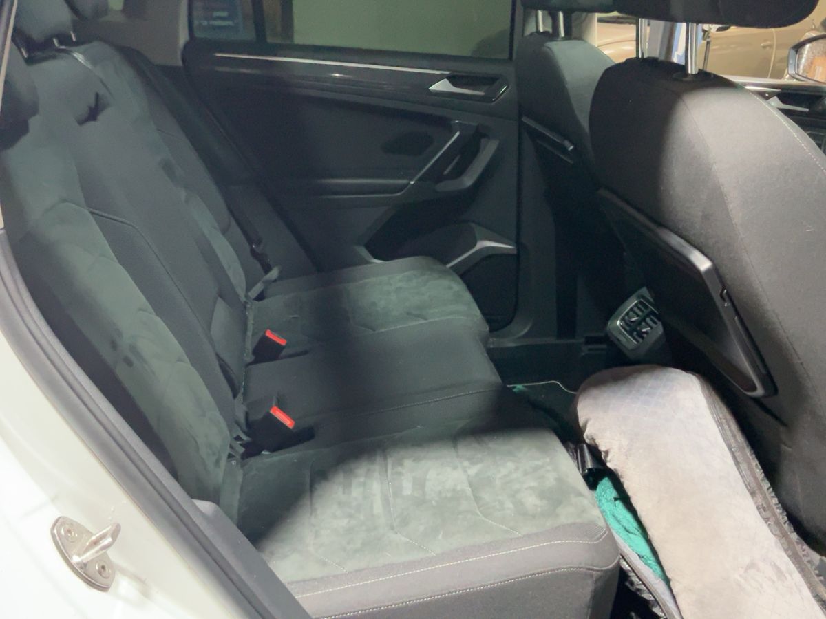 Volkswagen Tiguan 2016 — photo 20