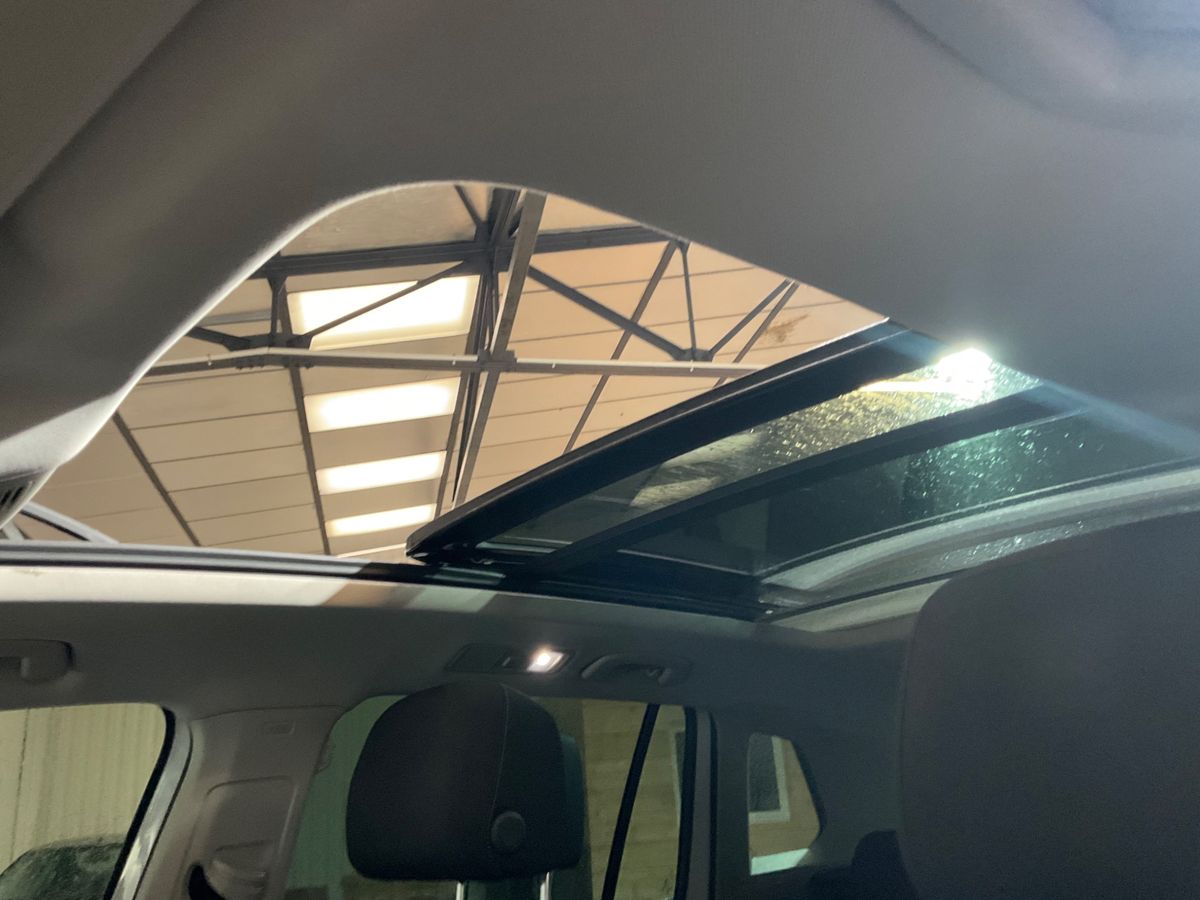 Volkswagen Tiguan 2016 — photo 27