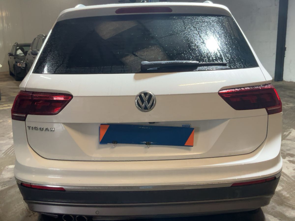 Volkswagen Tiguan 2016 — photo 8