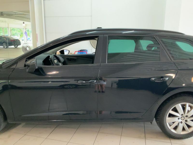 Seat Leon 1.6 TDI Reference 2014 – снимка 4