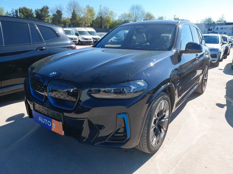 iX3 electric drive 210 kW Impressive