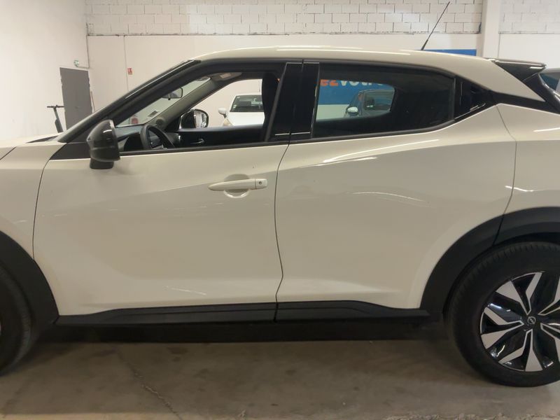 Nissan Juke 1.0 DIG-T Acenta — zdjęcie 4