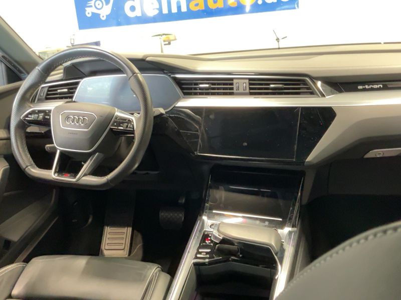 Audi e-tron Sportback 50 quattro S line — zdjęcie 12